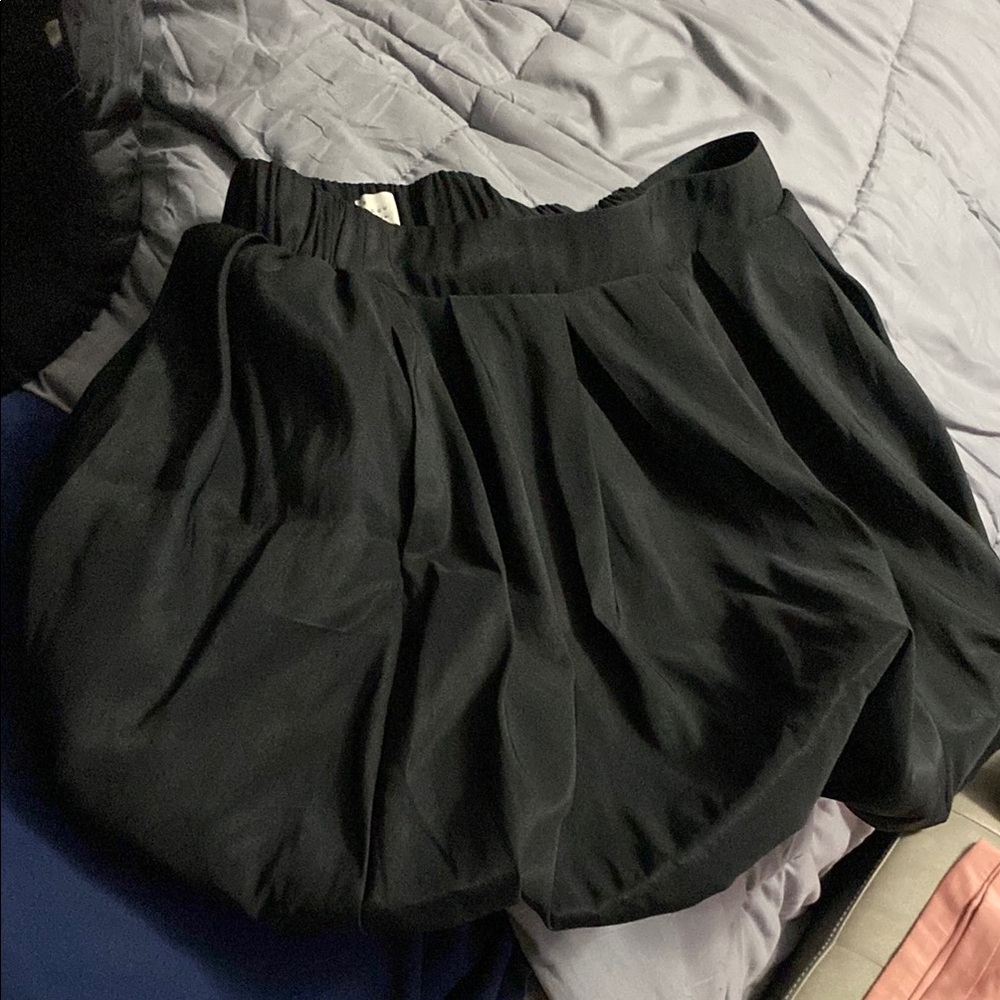 Black bubble skirt